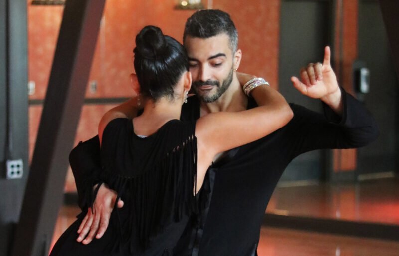 Partner Dance Workshop - Bachata - Image 4